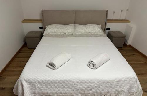 Nave San Rocco Apartment | The Little Fish House