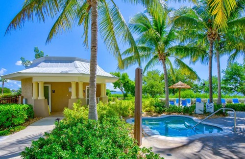 Rock Harbor House | The Marlin House at Mariner`s Club