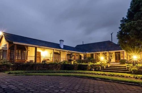 Richmond Hotel | The Oaks Hotel