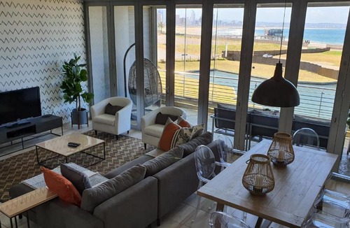Durban Point Apartment | The Quays 405 across the Ocean near Ushaka