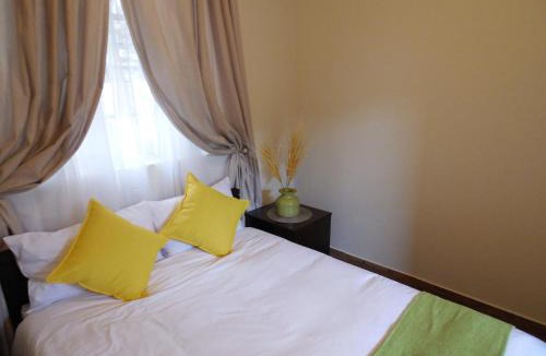 St. Lucia Hostel | The Tree Top Village Urban Glamping