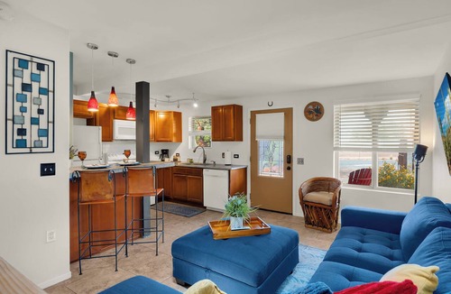 Peter Howell Apartment | The Tucsonan Style Casita - FULLY FENCED AND PET FRIENDLY!