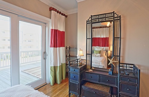 Tybee Island House | The Ultimate In Beach Living! Ocean View, Steps to Beach, Sleeps 8. Elevator!