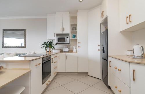 Sheffield Beach Apartment | The Village 12