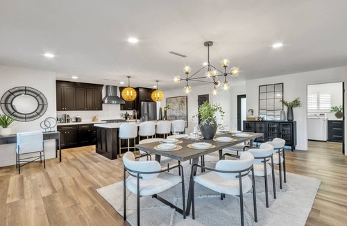 Trail West House | The Wentworth Luxe Retreat |Pool| Al-Fresco Living