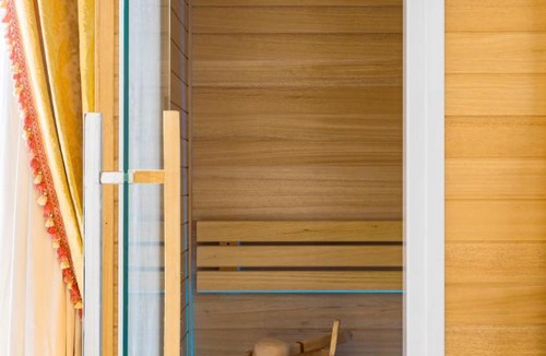 Quartieri Spagnoli Apartment | Themis Toledo - Private Spa Apartment