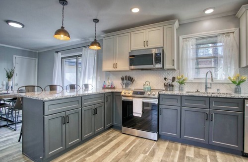 Decatur House | This house is a 3 bedroom(s), 2 bathrooms, located in Decatur, GA.