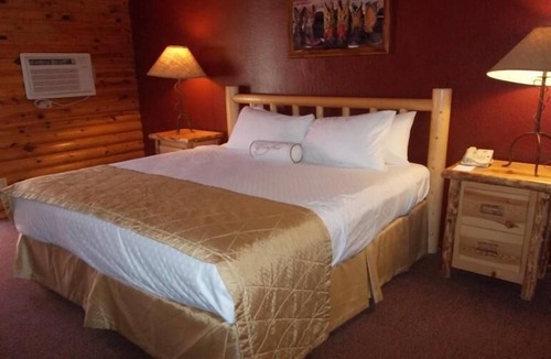 Kohls Ranch Resort | Three Modish Units! Family & Friends Getaway! 4 Seasons Recreation, Pool