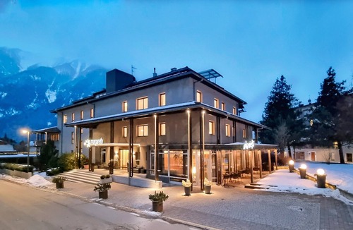 Sand in Taufers Apartment | Three-Room Apartment 'Type C 74m²' with Mountain View, Balcony and Wi-Fi