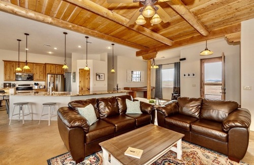 Elgin House | Tilted Horse Ranch in the heart of wine country