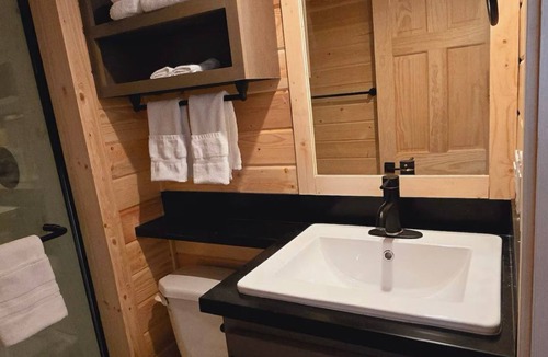 Page Cabin | Tiny Home King Room #10A