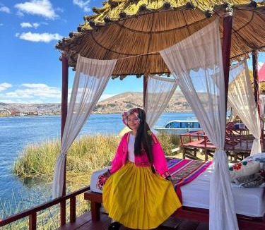 Puno House | Titicaca uros floating lodge