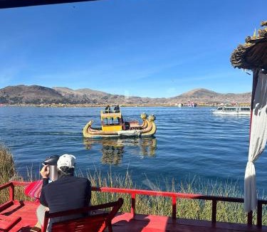 Puno House | Titicaca uros floating lodge