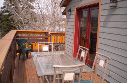 Gardiner Apartment | Tortilla Flats Overlooking the Yellowstone River, in town. Sleeps 4.