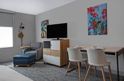 Glendale Sports and Entertainment District Hotel | TownePlace Suites by Marriott Phoenix Glendale Sports & Entertainment District