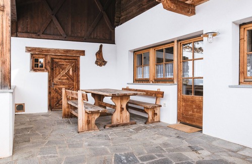 Ultimo Ski Chalet | Traditionell Mountain Chalet