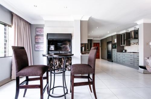 Newcastle House | Tramonto House