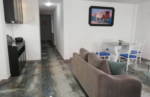 Brena Apartment | Tranquilo, Amplio Departamento en el Corazón de Lima