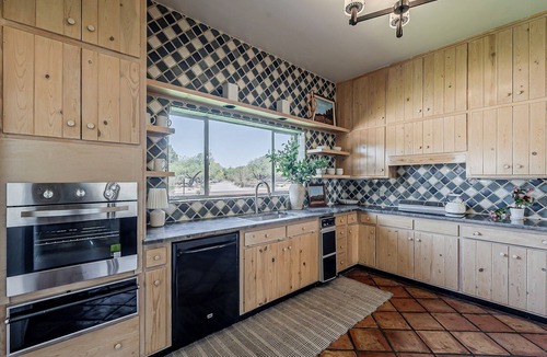 Tucson House | Travel Nurse Friendly Short-Term Furnished, Spanish Revival Retreat, Guard Gated