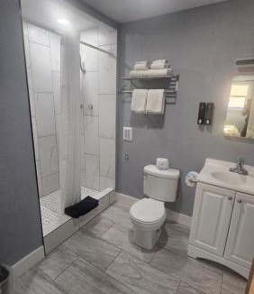 Flagstaff Hotel | Travelers Inn