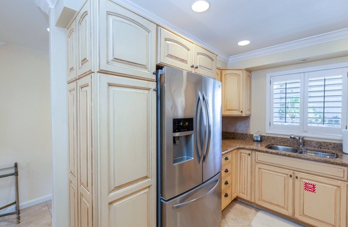 Holiday Isle Condo | Tropical Oasis and private beach on the exclusive Holiday Isle in Destin, FL