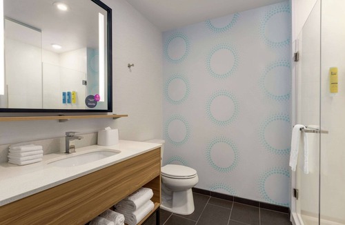 Scottsdale Hotel | Tru By Hilton Scottsdale Salt River