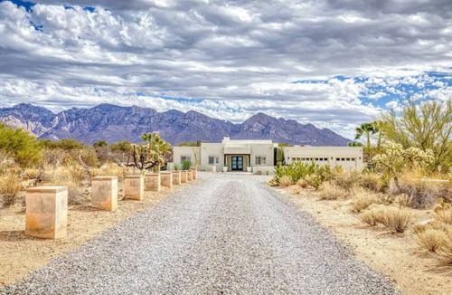Tortolita House | Tucson Family Getaway with pool