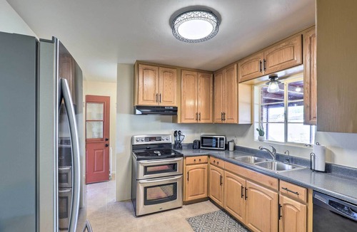 Colonia Del Valle Cottage | Tucson Home w/Patio & Games < 1 Mi to Park Place