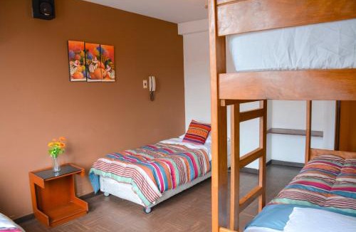 EL Trebol 5 etapa Hostel | Tupac Lima Airport