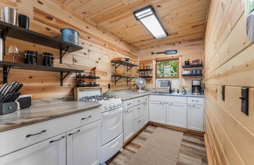 Alexandria Cabin | TWO Charming Lake Miltona Cabins! Compound! Pontoon available! WALLEYES! #2131
