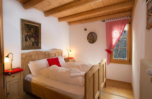 Bellamonte House | Typical Cottage in Bellamonte Italy with bubble bath