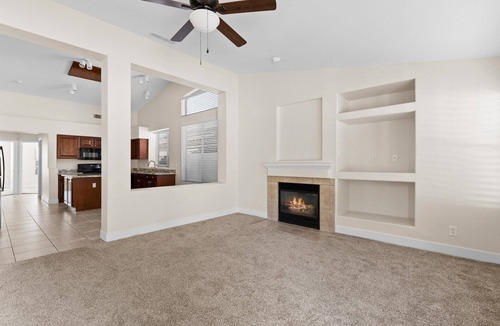 Entrada House | Unfurnished home in family-friendly North Phoenix! 3 Bed + Den, 2 Bath