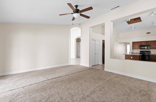 Entrada House | Unfurnished home in family-friendly North Phoenix! 3 Bed + Den, 2 Bath