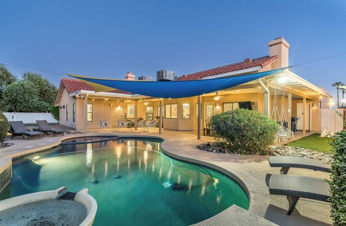 La Paz At Desert Springs House | Unique Chique backyard! Games, pool & so much more!