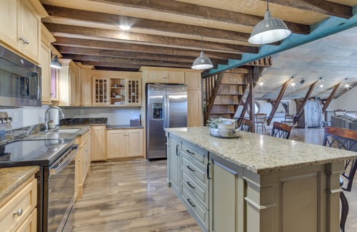 Stevens County House | Unique, Renovated Barn Vacation Rental in Donnelly