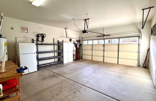 Canoa Ranch House | Updated 3-Bedroom House with AC, WiFi in Green Valley with Spectacular Views