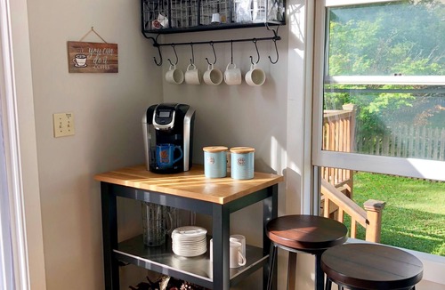 Middlebury House | Updated Middlebury Home! Walk to Town, Sleeps Groups Comfortably