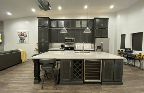 Camelback East Condo | Upscale Fully Renovated Biltmore Penthouse