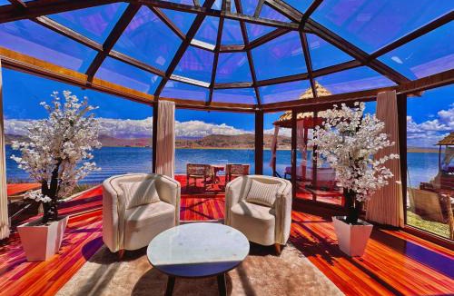 Puno Cabin | Uros Qhantany Lodge