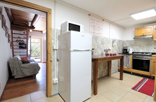 Lamon House | Vacation Home in Lamon with 2 bedrooms sleeps 5