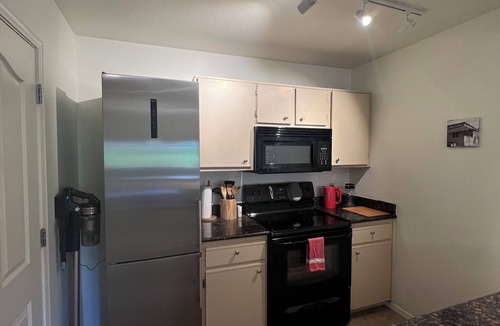 Tucson Condo | Veranda at Ventana Adorable top floor 1-bedroom condo, Dog friendly
