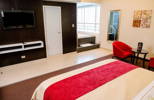 Los Olivos Hotel | Verona Hotel & Baños Turcos