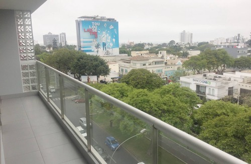 Country Club Apartment | Very Spacious 3 Bedroom Apartment