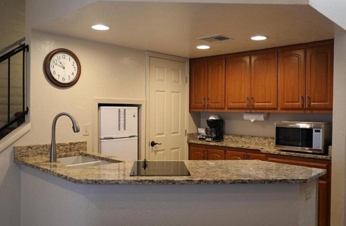 Arcadia Apartment | Vibrant Studio with Pool & Garden at Scottsdale Camelback Resort