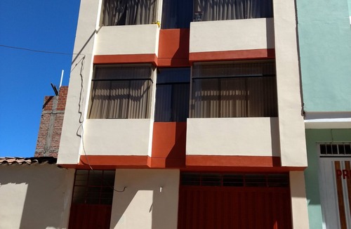 Puno Apartment | View of Huajsapata hill