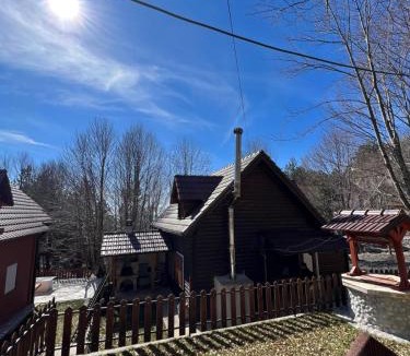 Razem House | Vila Kanadeze Razem