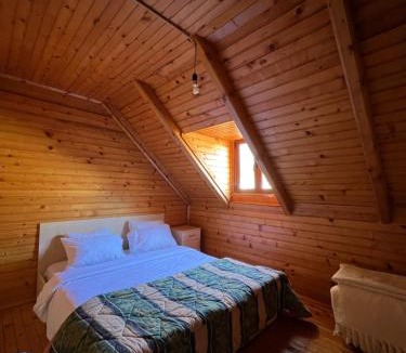 Razem House | Vila Kanadeze Razem