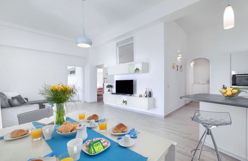 Positano City Centre House | Villa Anna with private Terrace and Sea View