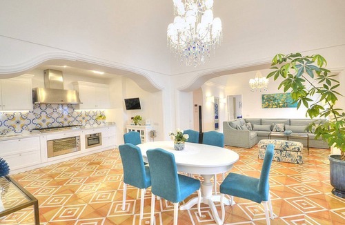 Praiano Villa | Villa Atena: A charming two-story villa which faces the sun and the sea, with Free WI-FI.