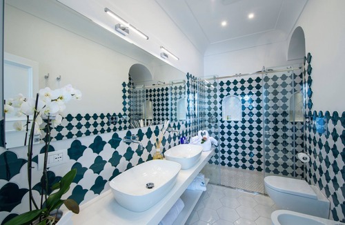 Positano House | Villa Francesco Luxury Suites